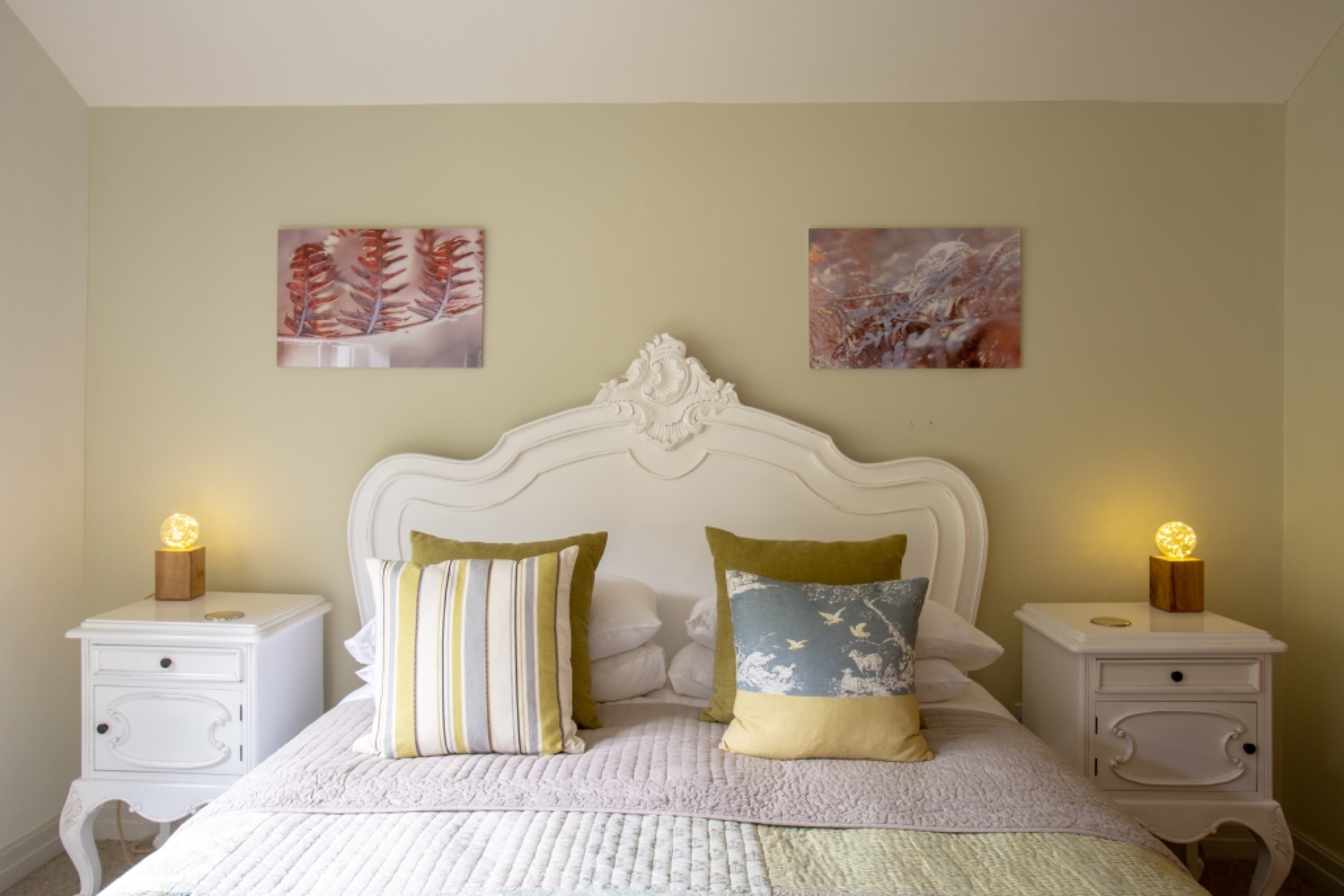 King bedroom at Fell Cottage